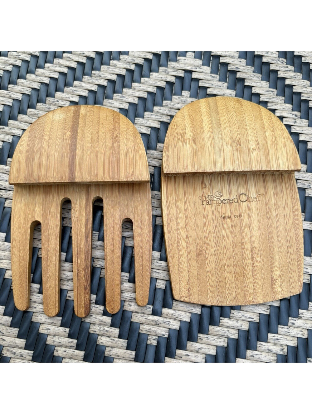 Pampered Chef 2pc Wooden Salad Server Set Fork & Spoon Brown